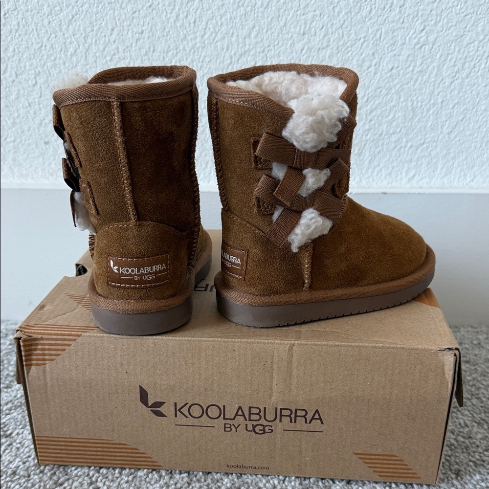 Koolaburra by UGG Tan Boots with White Accents